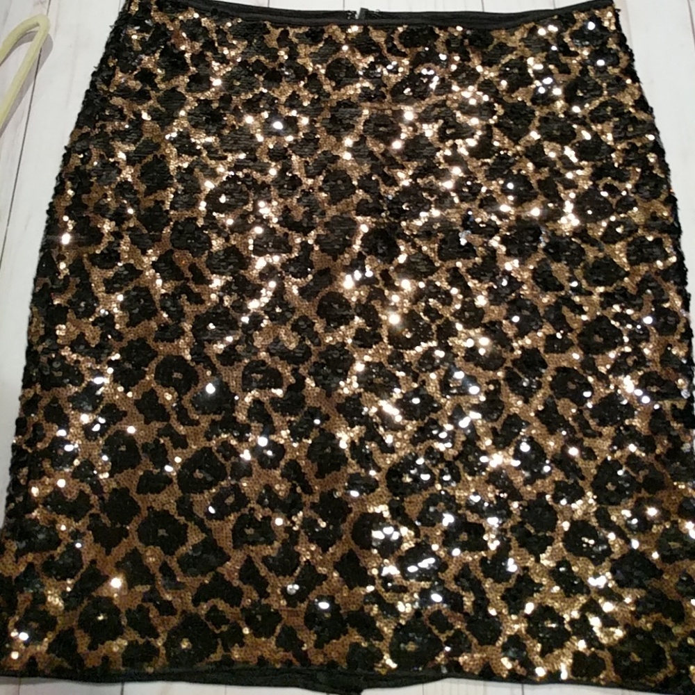 ❣️ Leopard Print Sequin Skirt